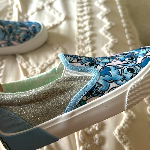 NWT LILO & STITCH Slip-ons - Picture 5 of 7